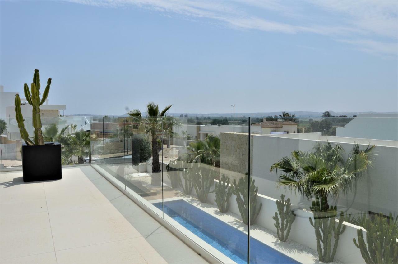 Villa With Private Pool Llobregales Экстерьер фото